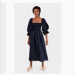 Daily Sleeper. BLACK linen dress.